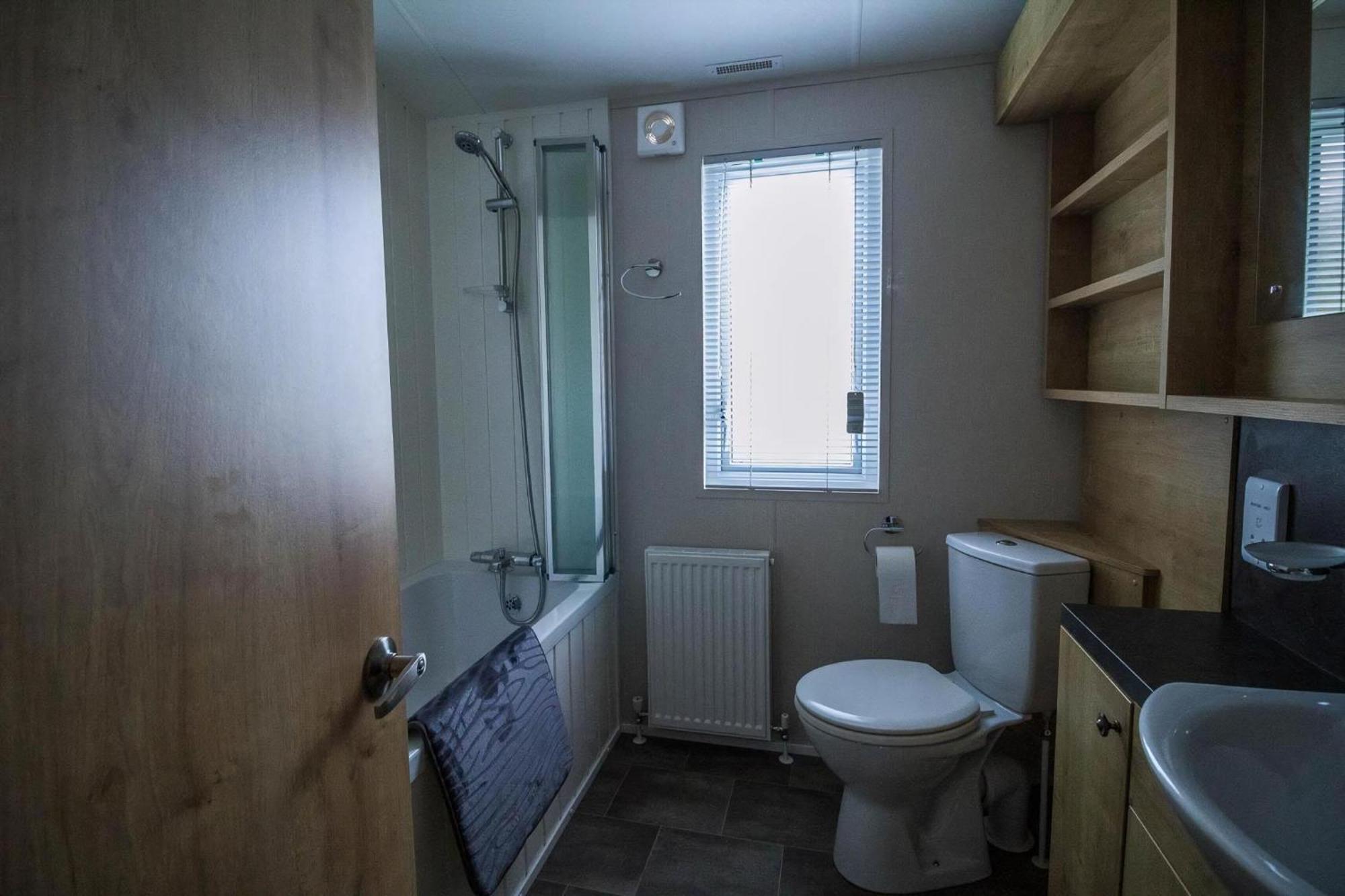 Luxury Lodge With Decking In Hunstanton At Manor Park Ref 23144K Extérieur photo